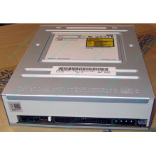 CDRW TSST SR-M8202 IDE white (Старый Оскол)